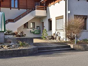 Eingang der Gemeindeverwaltung Lauwil   |   Foto: Thomas Mosimann